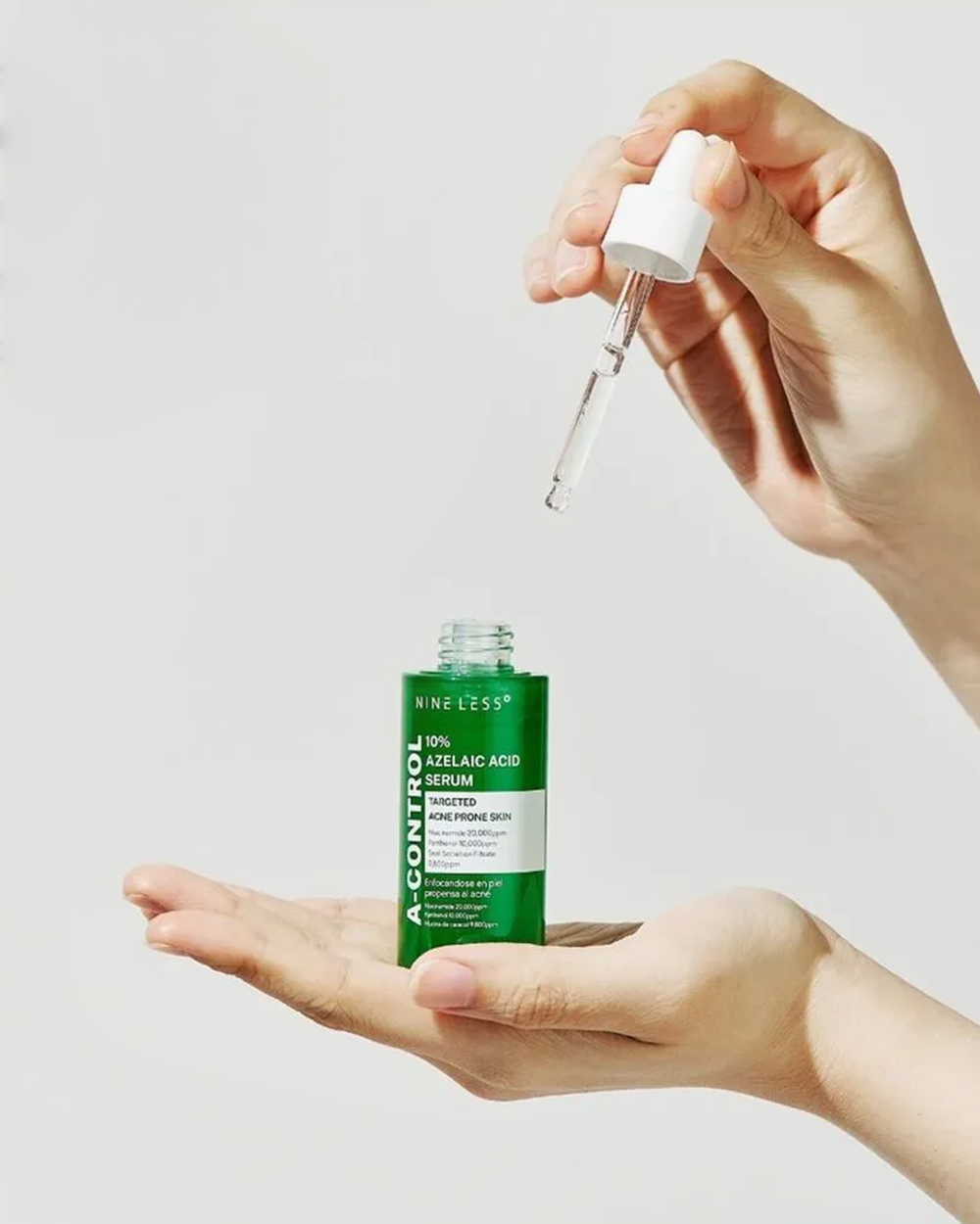 [Nine-Less]-A-Control-10%-Azelaic-Acid-Serum1--beauty-colombia-cosmetica-coreana