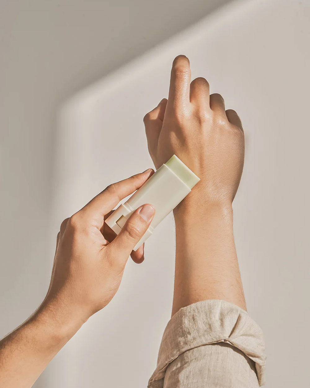 [Beauty-of-Joseon]-Matte-Sun-Stick--Mugwort-+-Camelia1-k-beauty-colombia-cosmetica-coreana